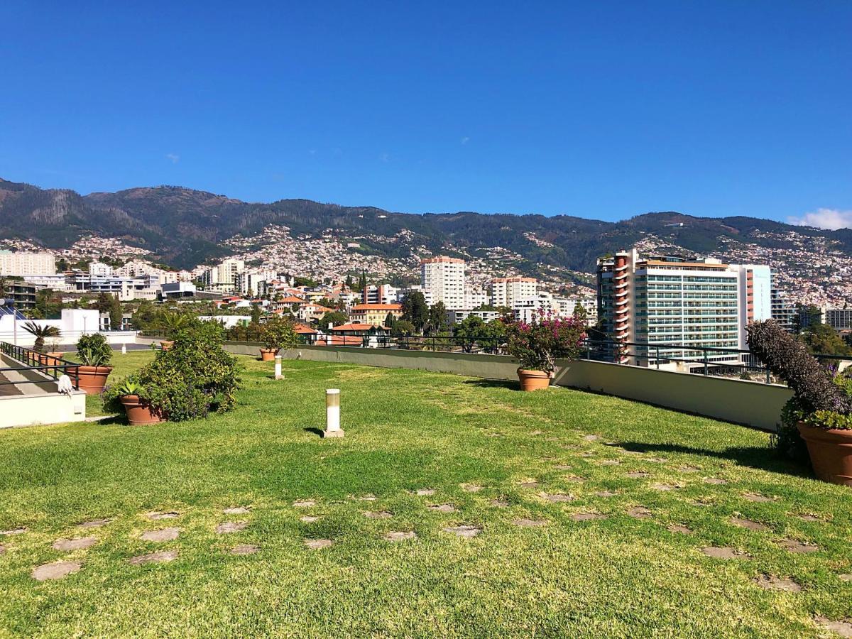 Quinta Miramar Aparthotel Funchal  Bagian luar foto